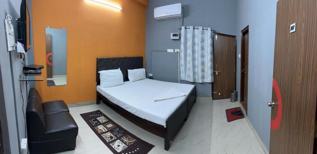 Hotel Aparajita Bénarès Extérieur photo