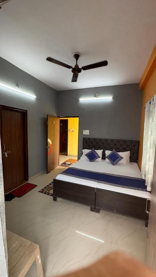 Hotel Aparajita Bénarès Extérieur photo